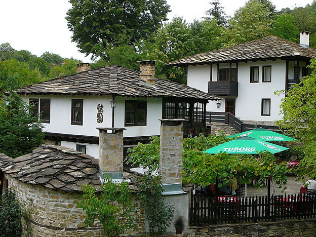 Bojeniţe, satul artiştilor şi scriitorilor din Bulgaria