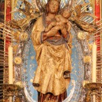 Virgin_de_la_Almudena_-_Catedral_de_la_Almudena